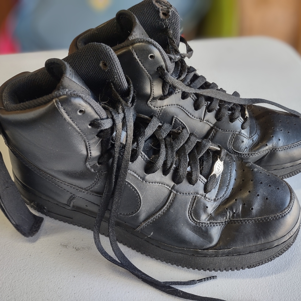 Nike Air Force 1 High Triple Black Women’s Size 9.5